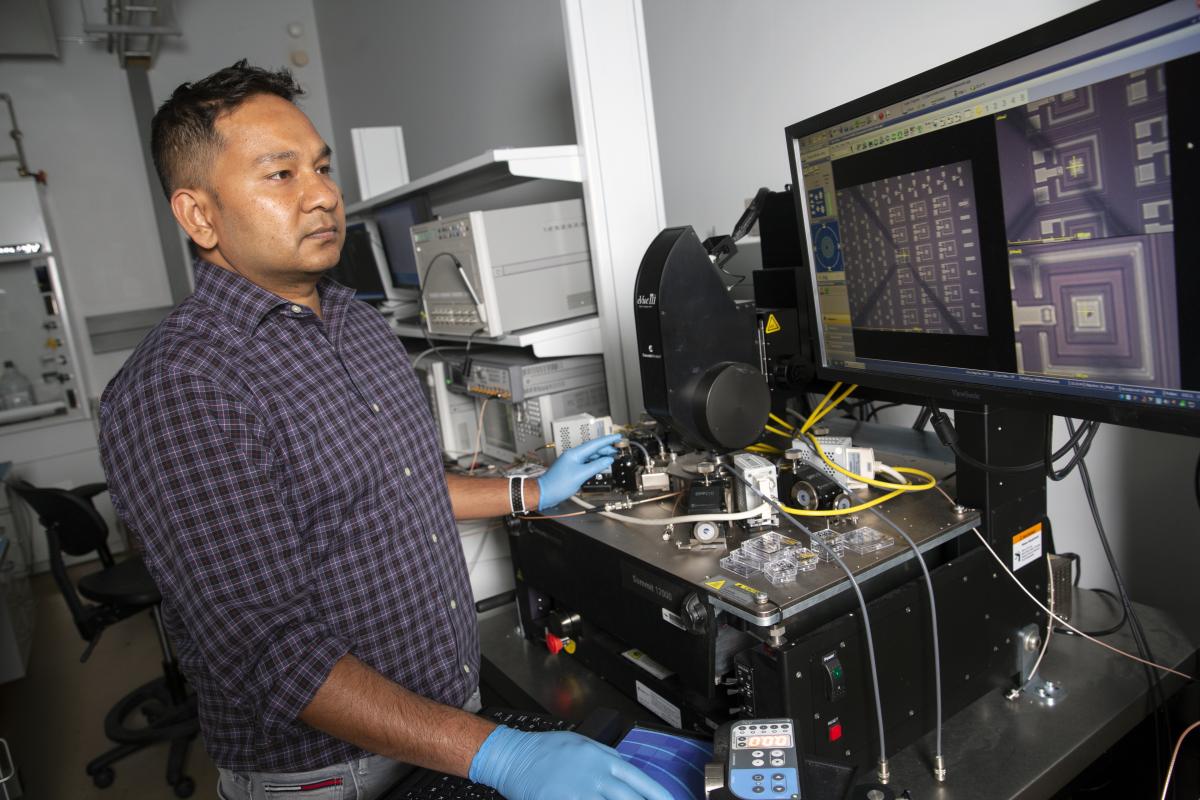 Asif Khan doing research